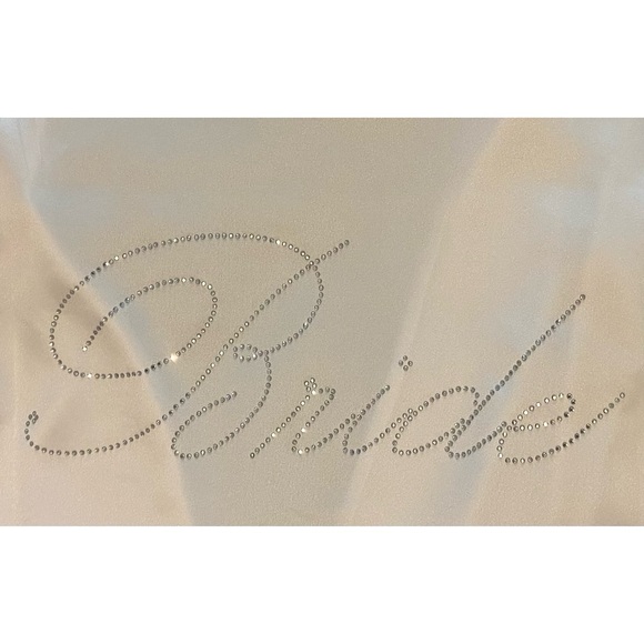 NEW Bride Embellished Satin Short Robe, Victoria’s Secret - Picture 4 of 11